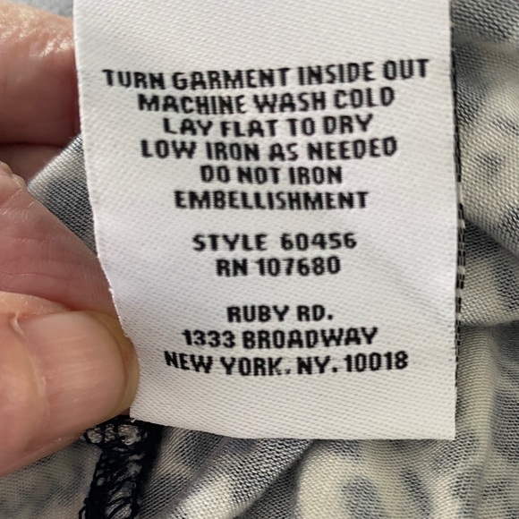 Ruby Rd. Multicolor Geometric Print Blouse - Picture 9 of 9